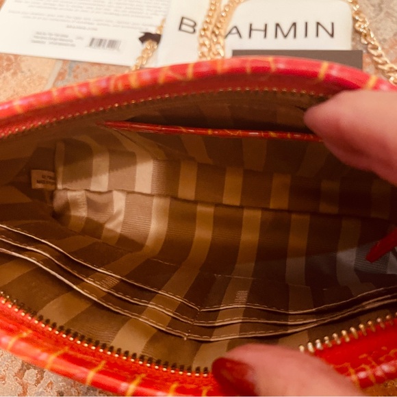 🍊NWT! SALE! Brahmin Spicey Orange Leather Croc Embossed Crossbody/Gold Accents!! - Picture 4 of 13